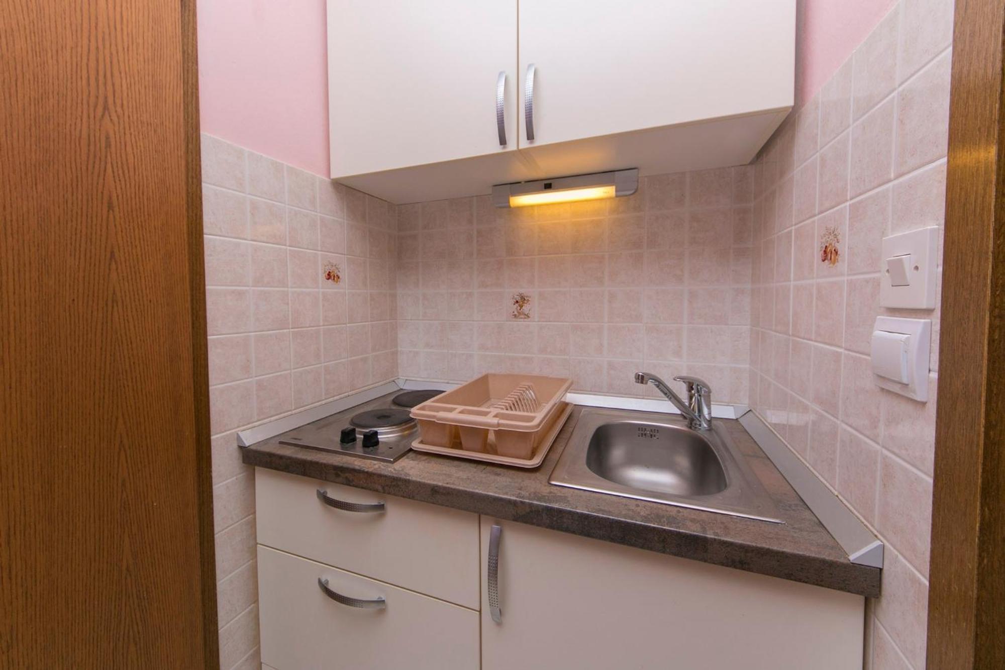 Apartments By The Sea Brela, Makarska - 20778 Habitación foto