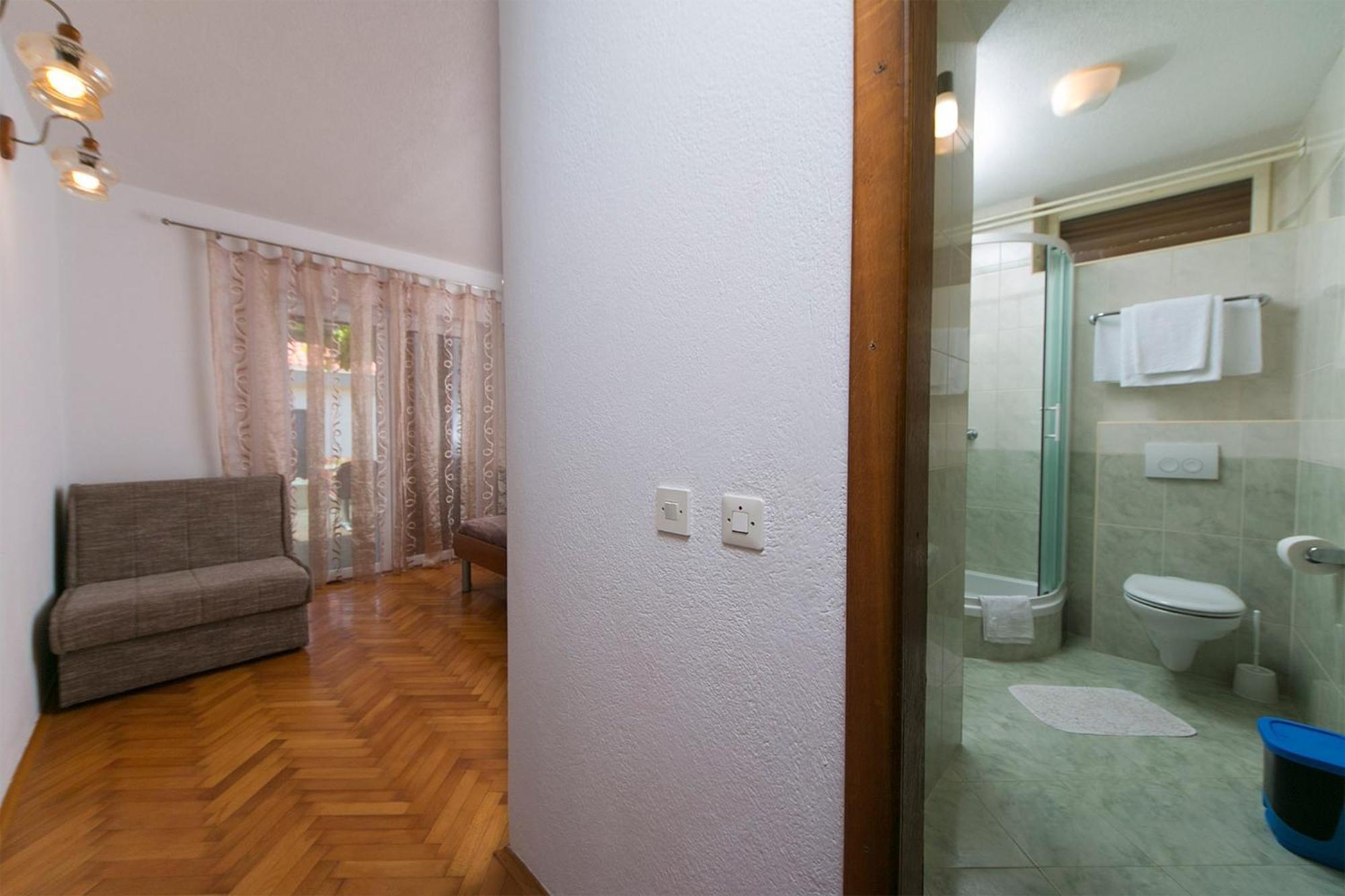 Apartments By The Sea Brela, Makarska - 20778 Habitación foto