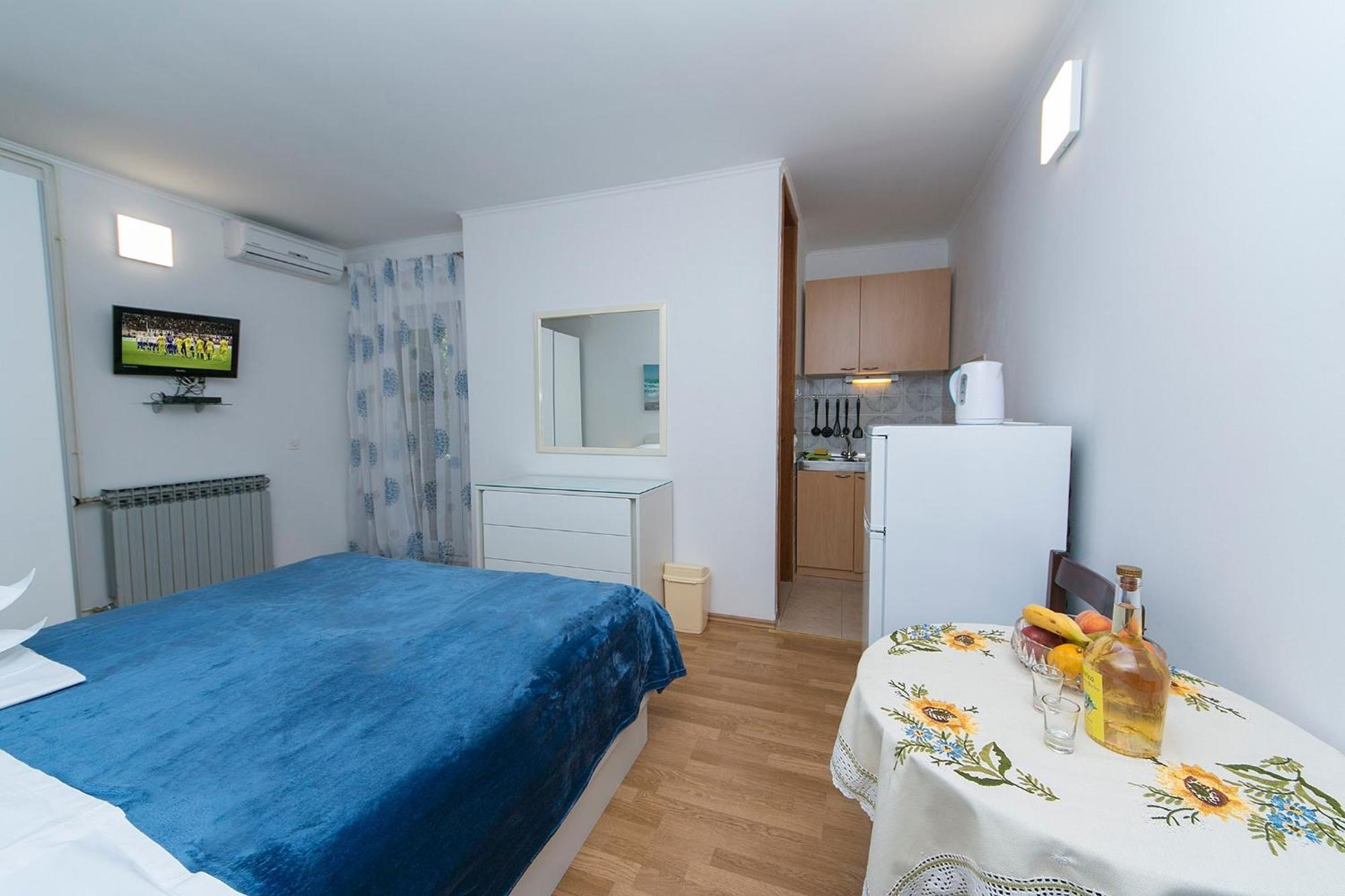 Apartments By The Sea Brela, Makarska - 20778 Habitación foto